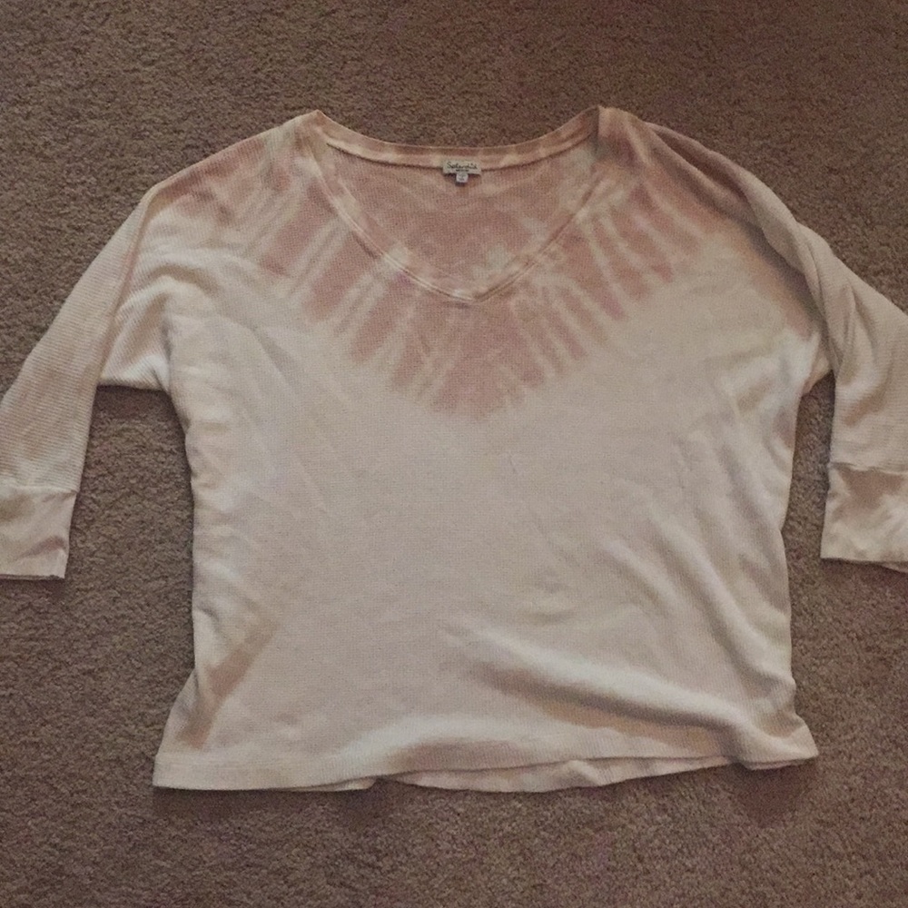 Quarter sleeve tie dye shirt